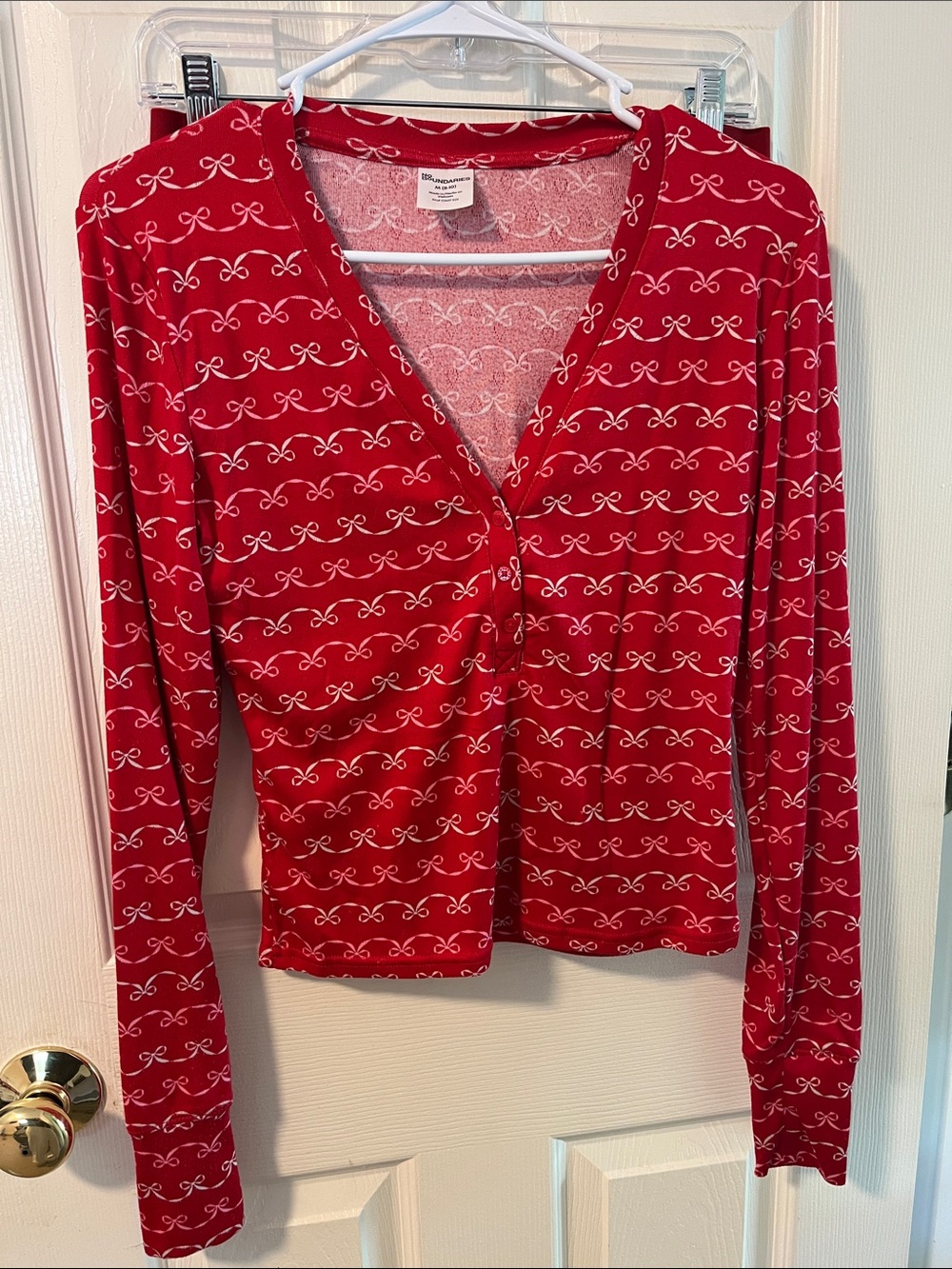 No Boundaries Bow-Print Pajama Set
